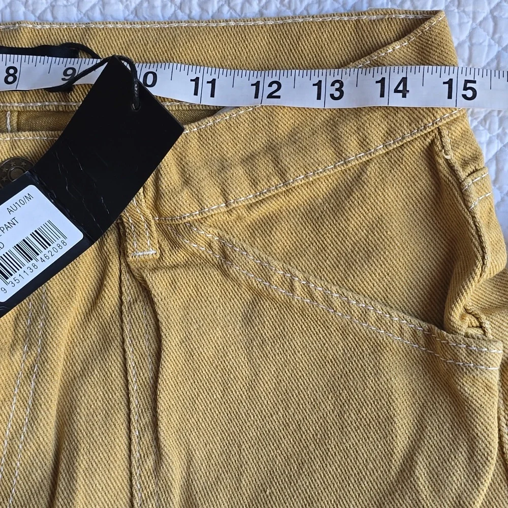 Lioness Mustard Yellow Baggy Miami Vice Cargo Jeans - Picture 7 of 12